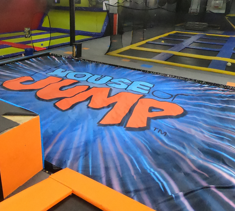 house-of-jump-trampoline-park-photo